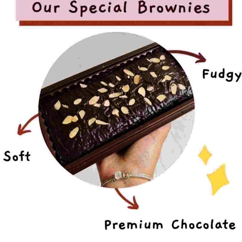 

Brownies Fudgy Almond dengan Kulit Mengkilap 22x10