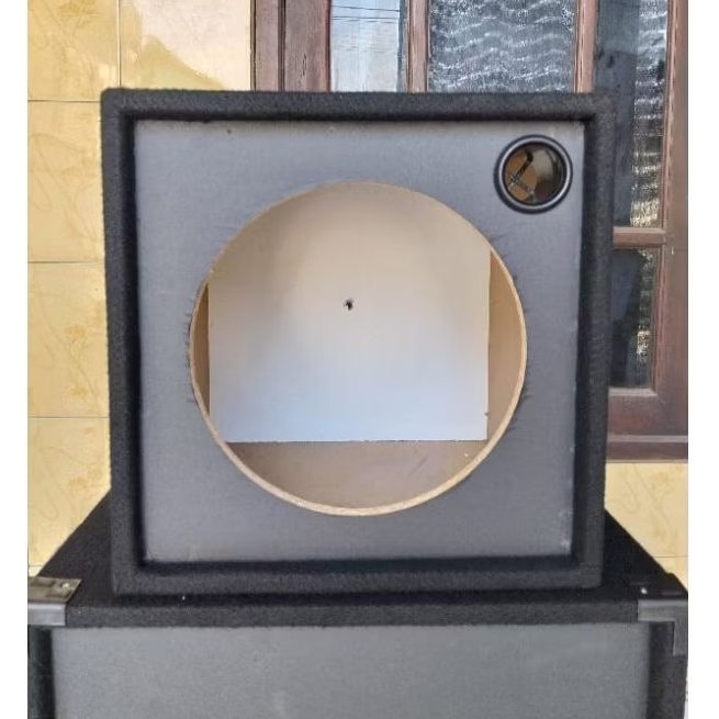 BOX SPEAKER 12 INCH SUBWOFER KOTAK