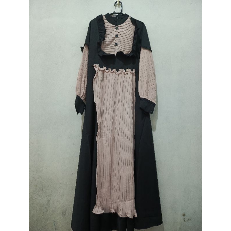 Gamis premium preloved brand Vie by Evy Susanti