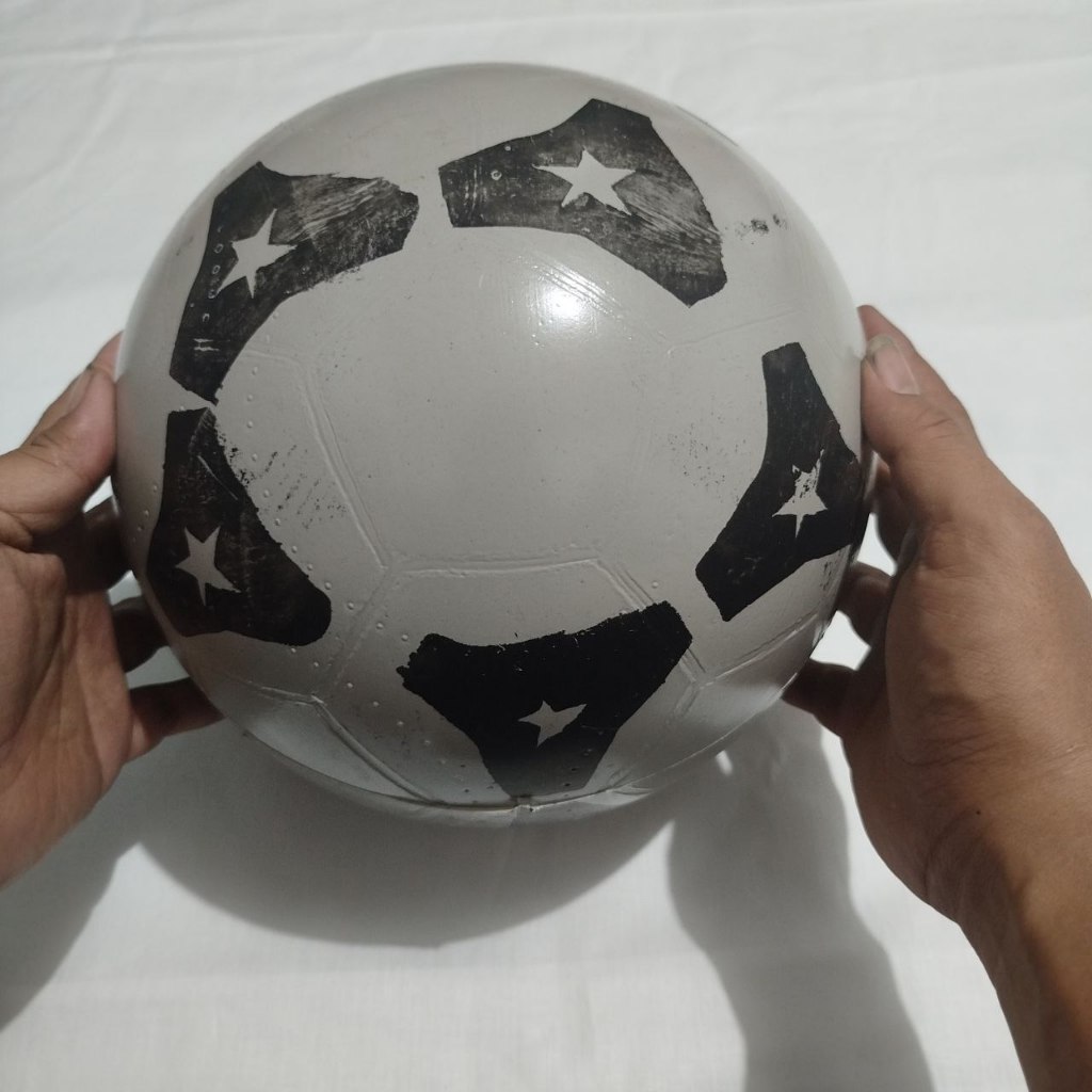 Bola Plastik Putih Bal Plastik Besar Sepak Bola Ball Plastik Bola Murah Bola Kaki Umum Buat Sepak Bo
