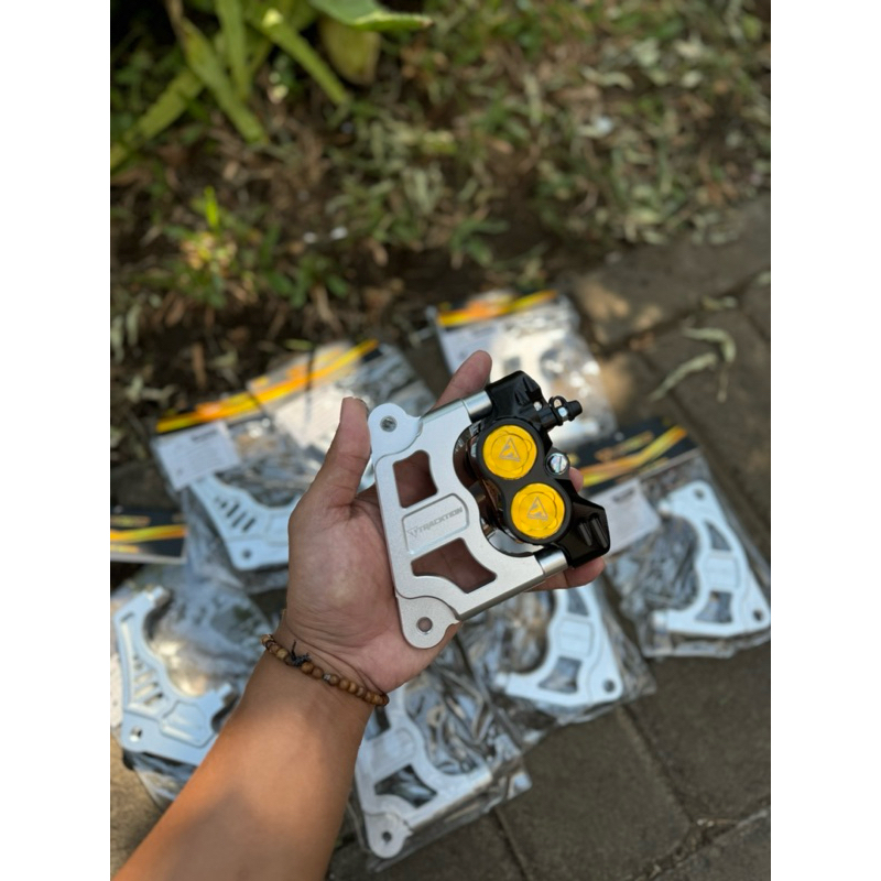brecket breket kaliper formula 4piston ninja disc 300 vario mio disc 260