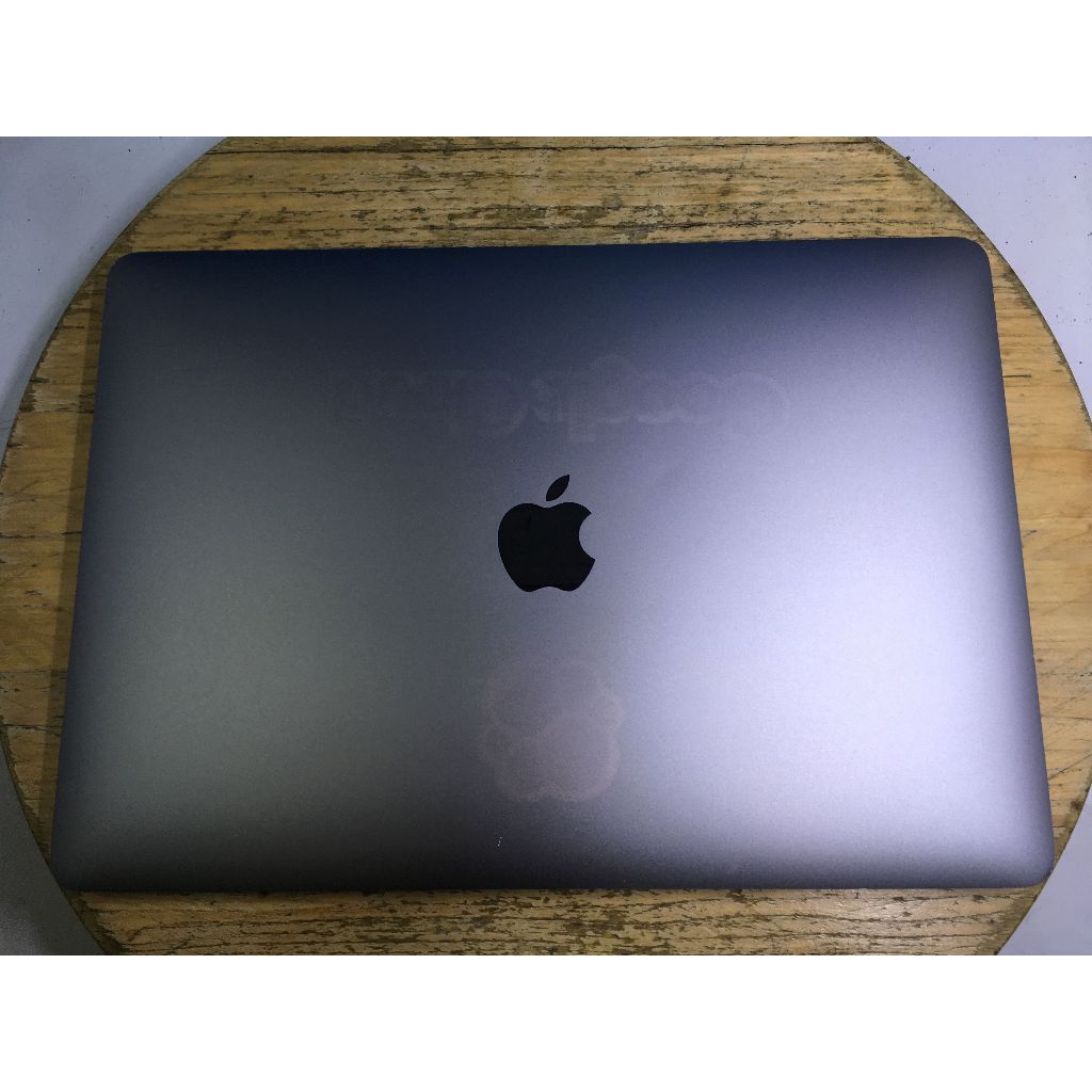 MACBOOK PRO 13 2018 I7 2.7GHZ 16GB RAM 1TB SSD TOUCHBAR CAM MULUS MURAH MULUS