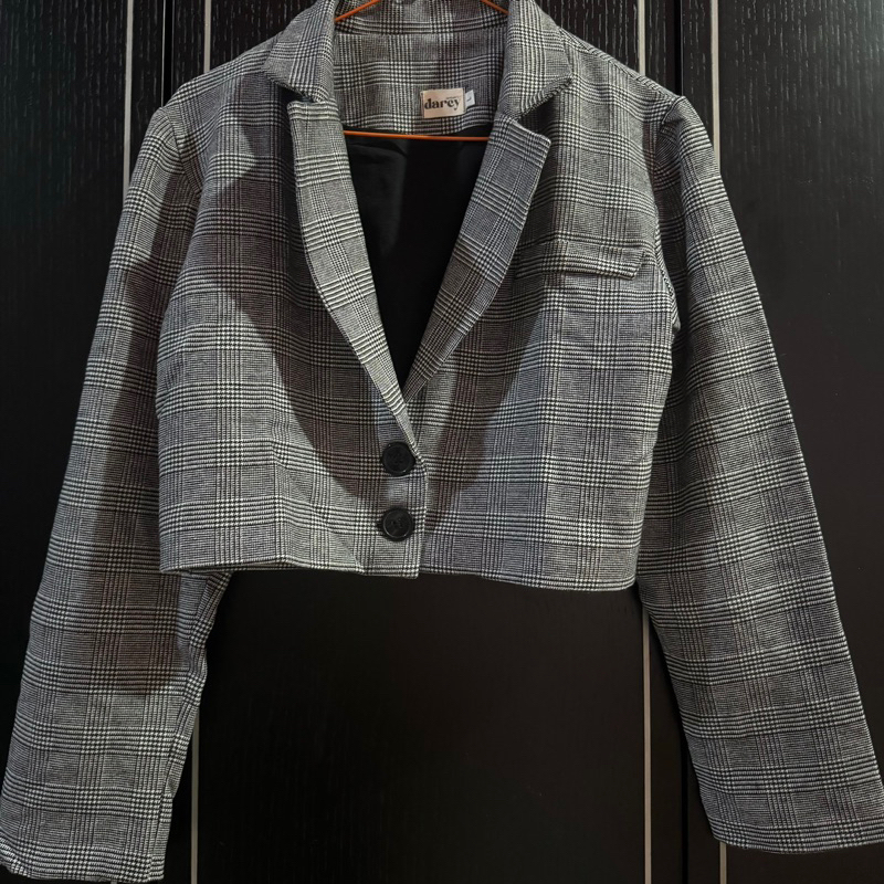 Preloved B-004 Brand Darcy