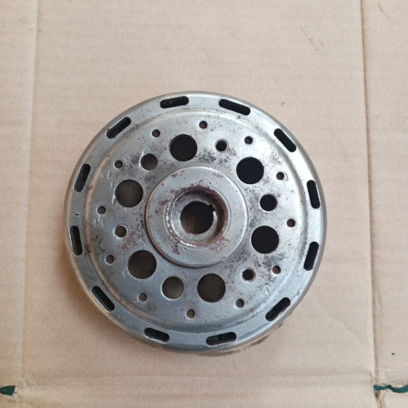 RUMAH MAGNET VARIO 125 OLD FLYWEEL COMP VARIO 125 ESP 31210KZR601 RUMAH MAGNIT ORIGINAL