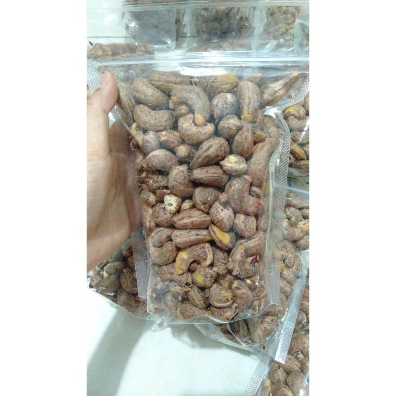 

KACANG MEDE JUMBO OVEN