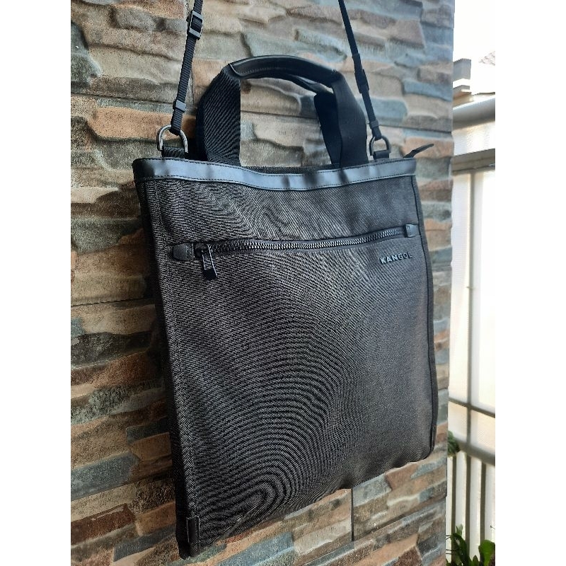 Tenteng/Sling KANGOL - TAS PRELOVED BRANDED ORIGINAL