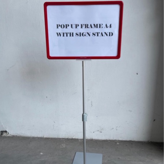 

KODE Q8H3 Pop Up Frame Promosi Ukuran A4 With Sign Stand Papan Harga Promo Tiang Promo Berdiri A4 Minimarket