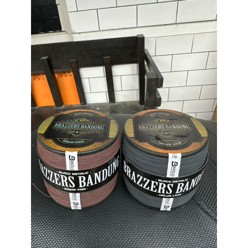 Gelasan Brazzers bandung "BLACK METALIC" Matot bahan black metalic 023 Halus licin&Sasap padi Full m