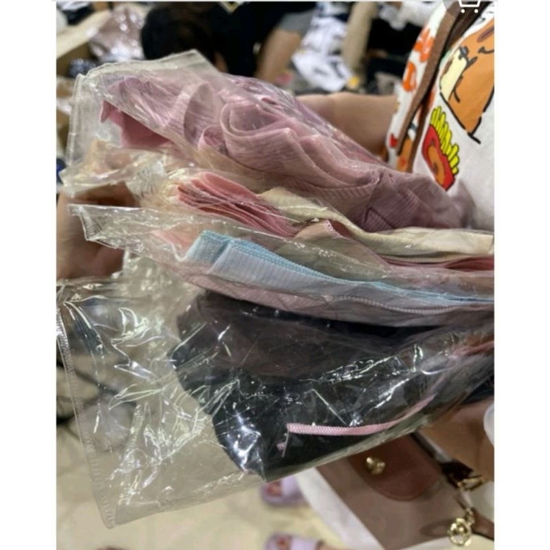 CD SEAMLESS WANITA ANTI BAKTERI