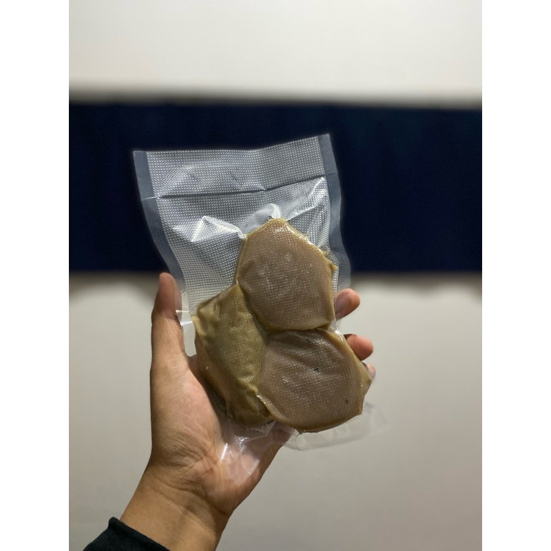 

pentol bantal / pentol ikan khas madura by.ray