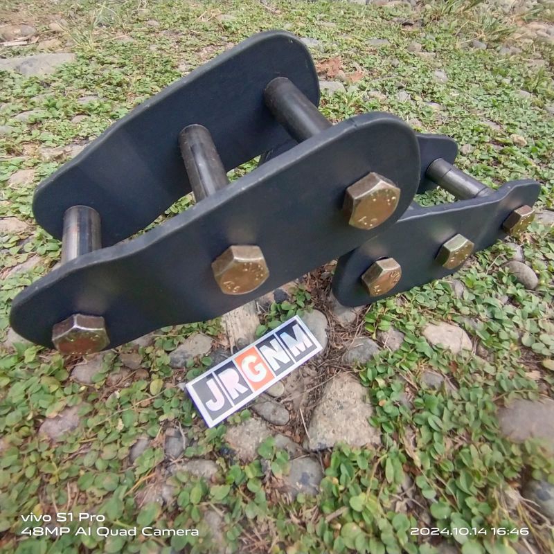 ANTING PER DAUN DAIHATSU FEROZA 12cm