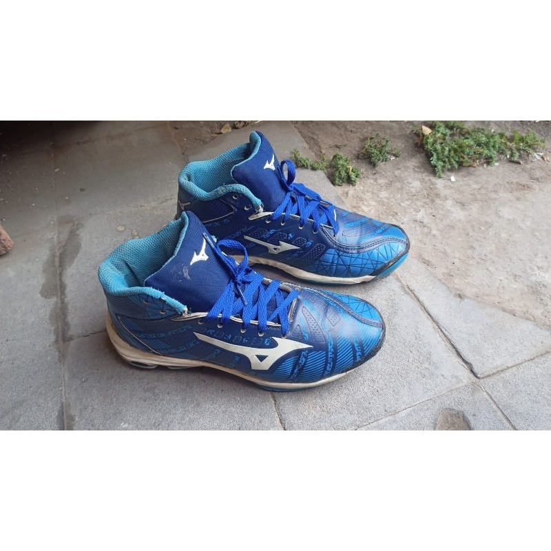 sepatu volly Mizuno 43 second