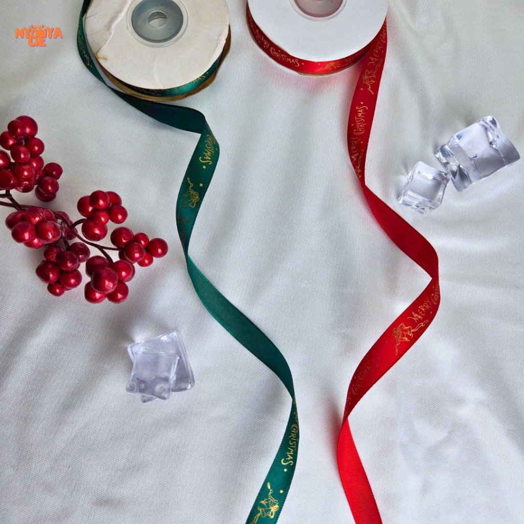 

PGM101 Per Meter Pita Grossgrain Kado Natal 10 mm Christmas Xmas Nyonya Lie