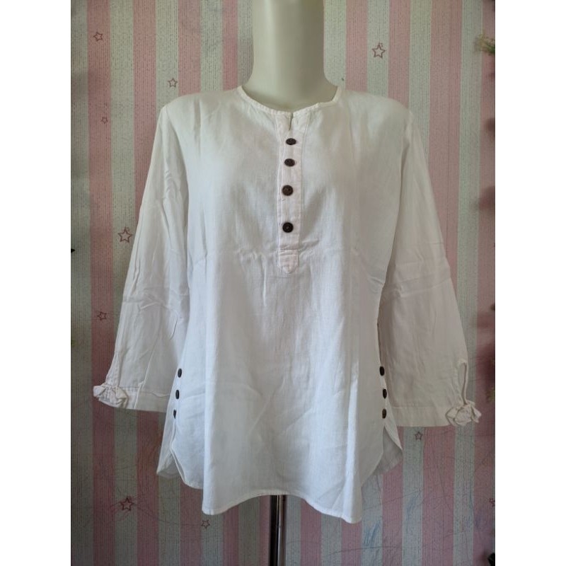 Atasan blouse putih bw nerawang preloved kode mkn 107