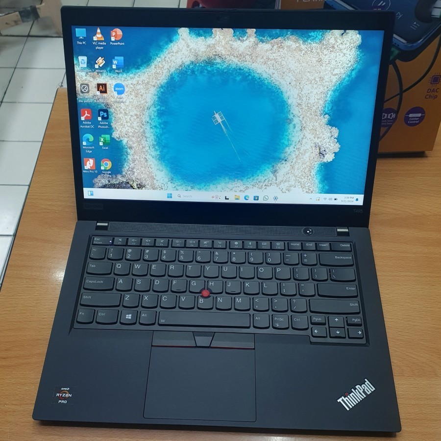 laptop lenovo thinkpad T495 AMD Ryzen 5 pro 3500 u / radeon vega mobil gfc