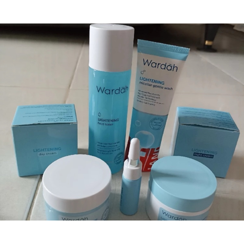WARDAH PAKET LIGHTENING SERIES ORIGINAL / Wardah Set paket lengkap lightening ORIGINAL