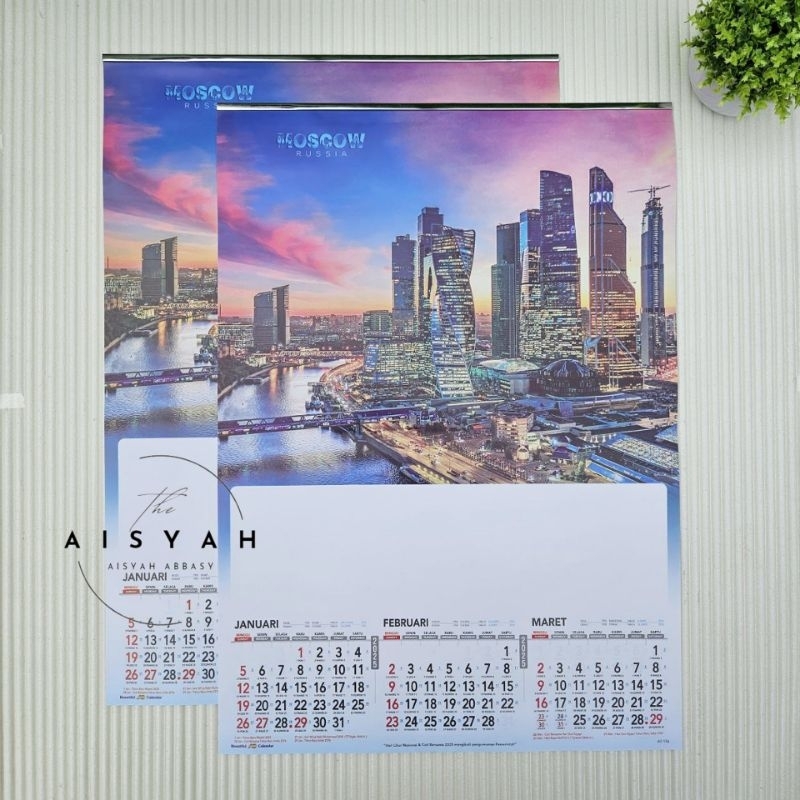 

kalender tahun 2025 kota dunia Ao 104 4 lembar x 3 bulanan ukuran 38x54cm(terima castume cetak merek)