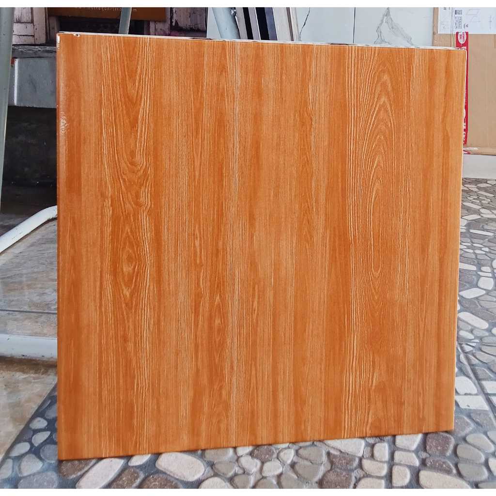 Keramik Lantai Halus Motif Kayu 40x40 Arwana Indiana BN Dewantara Pare Kediri