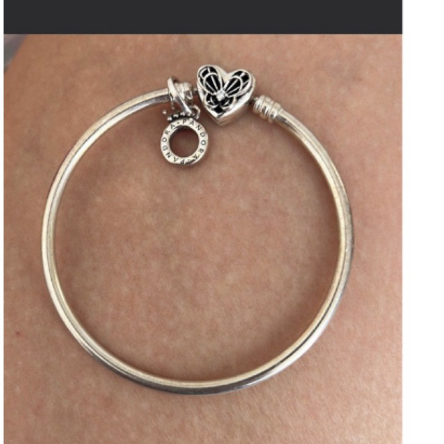 pandora bangle size small