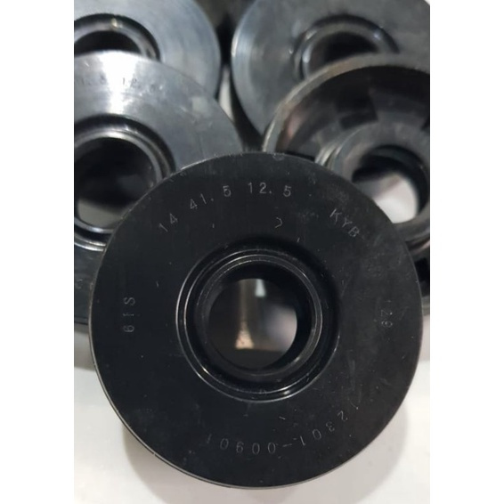 Oil Seal original Shock Belakang/monoshock Yamaha Bison (KYB 14*41,5*12,5)