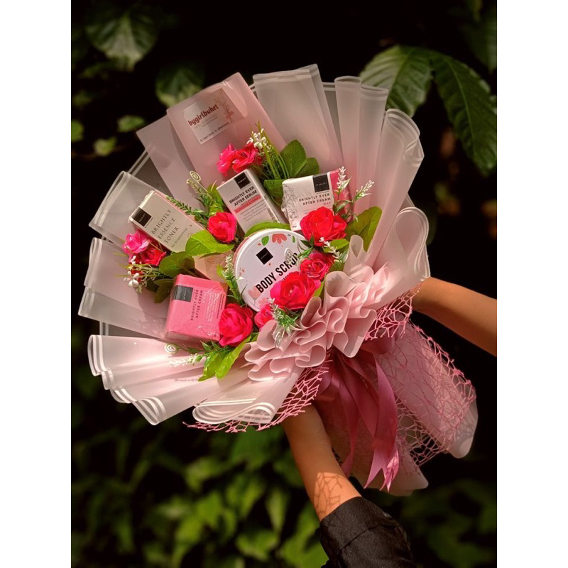 

BUKET SKINCARE SCARLETT ACNE BRIGHT 5pcs Bali