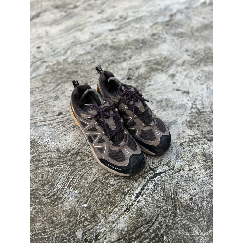 Sepatu gunung second original kolon global