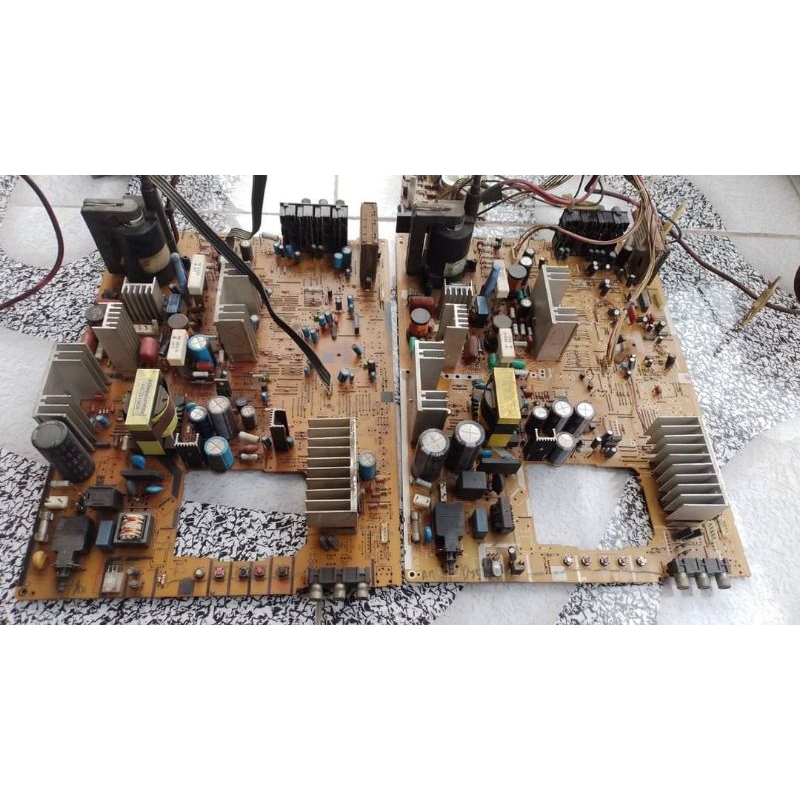 MESIN TV TABUNG / CRT MERK SHARP 29 INCI