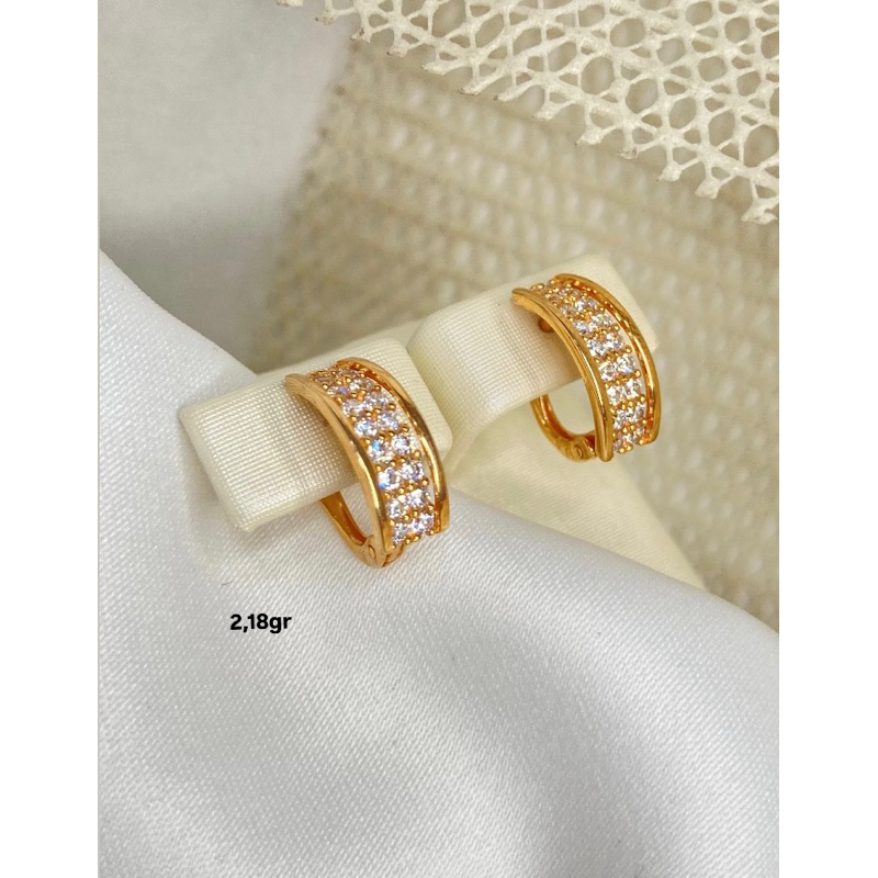 Laris Jewellery Anting Jepit Mata putih 16K