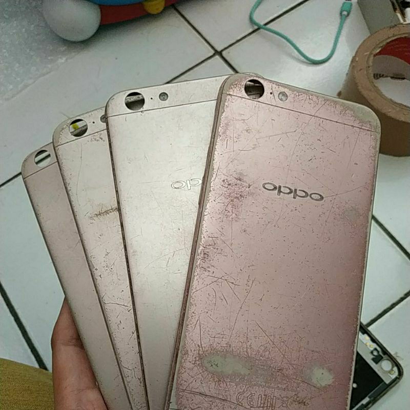 Backdoor bekas Oppo A57 A39 tidak ada tombol minus bagian simtray seperti difoto