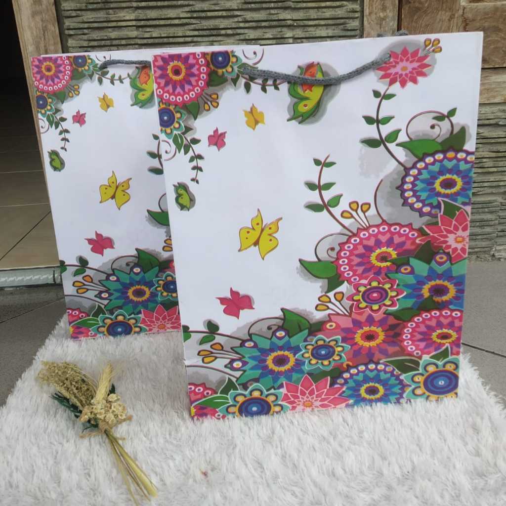 

1 LUSIN ( ISI 12)TAS FULL COLOUR (size 26x13x33) TAS BINGKISAN | PAPERBAG PARCEL