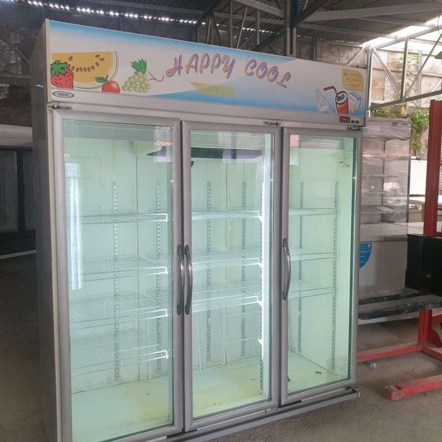 SHOWCASE CHILLER 3 DOORS Merk SANYO Bekas
