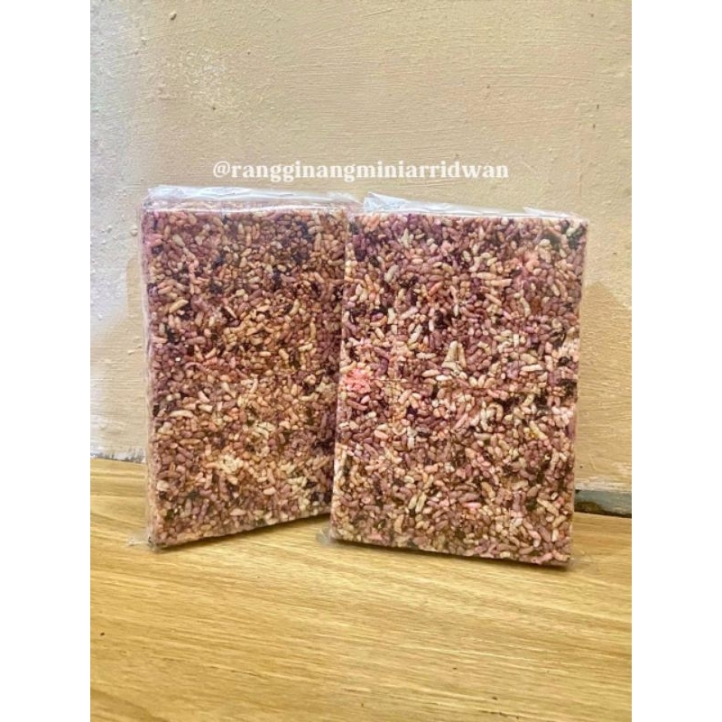

pink (1 PCS) TENTENG IBU HJ. SARI (JIPANG/RANGGINANG MANIS)