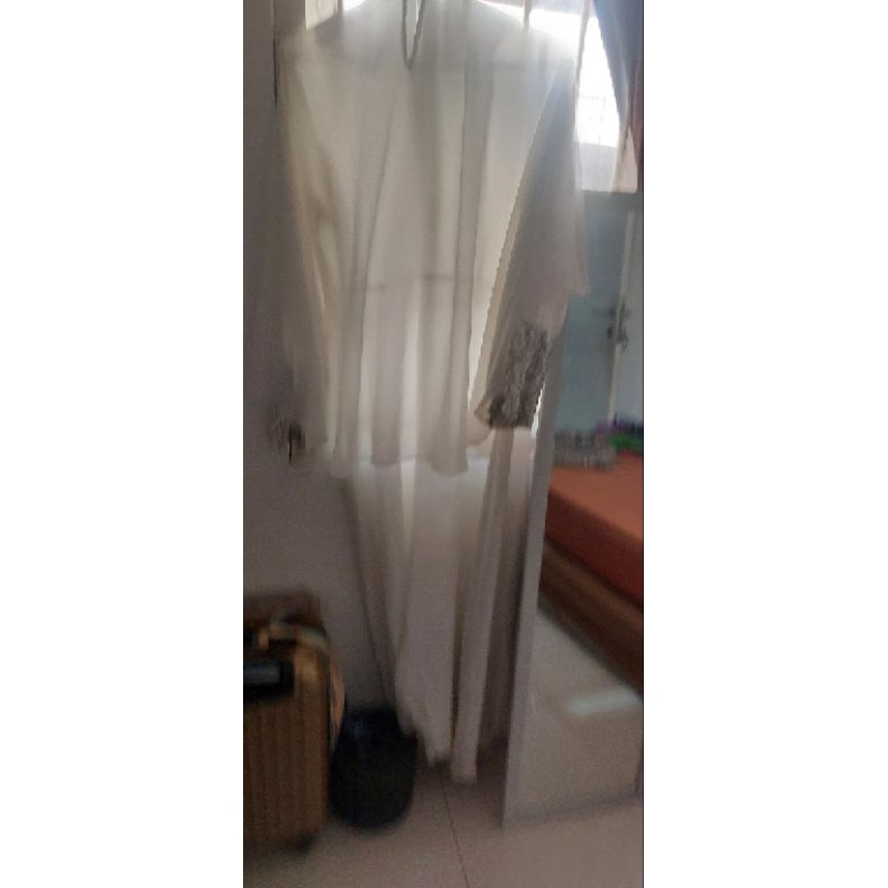 dress Putih merk ZOYA X IVAN GUNAWAN