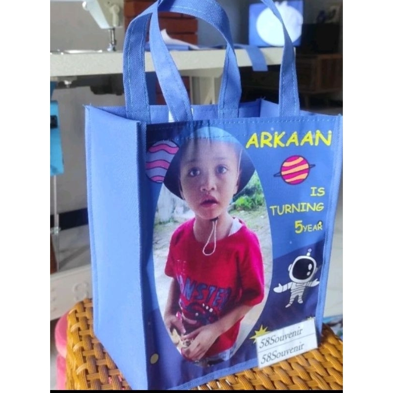 

cod ( FREE DESAIGN SESUAI KEBUTUHAN ACARA ) TAS ULTAH ANAK TAS SOUVENIR SNACK TAS OUTBOND TERLARIS DI SHOPEE TAS ULTAH / ULANGTAHUN ANAK TAS CUSTOM