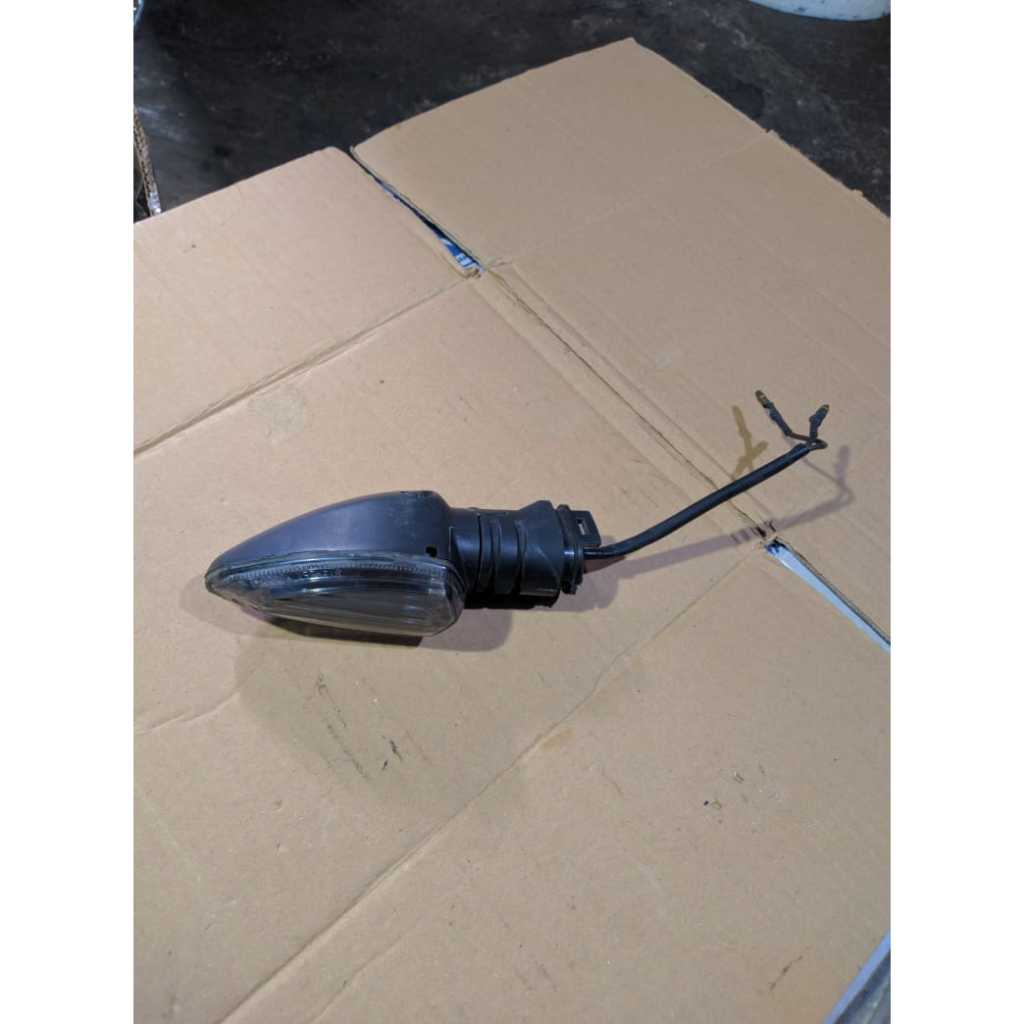 lampu sein kiri yamaha R15 V3