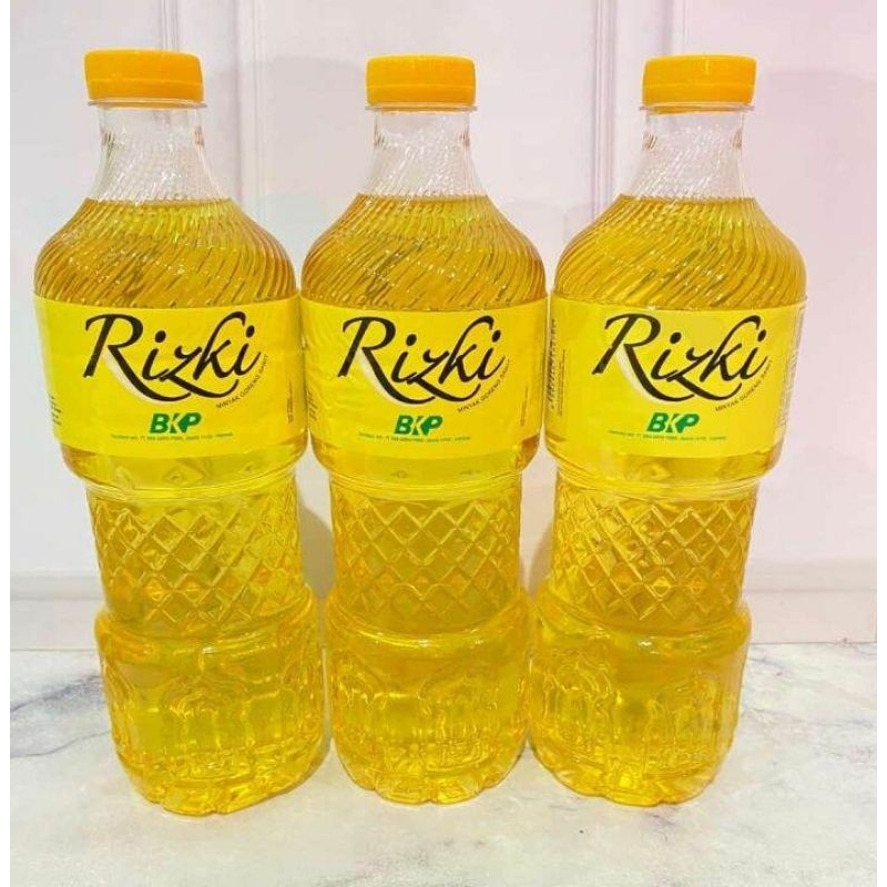 

MINYAK RIZKY BOTOL 850 ML TUTUP KUNING/HIJAU X 3 PCS