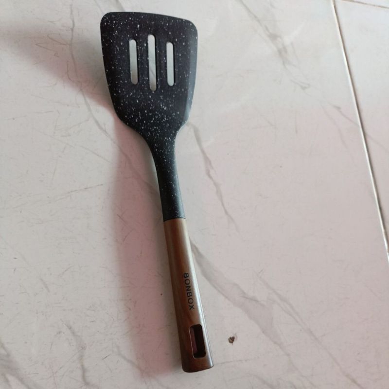 Sutil / spatula bonbox  cocok untuk teflon