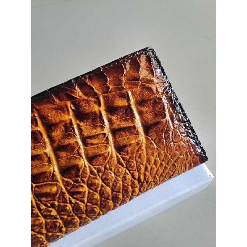 Termurah Dompet ¾ kulit buaya handmade asli Papua