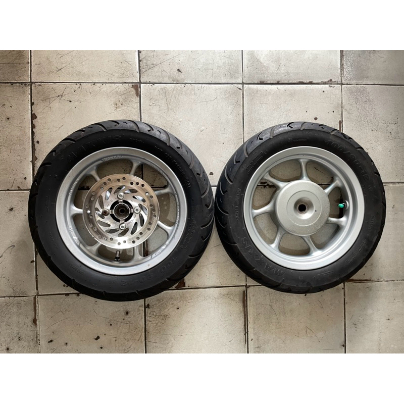 velg donat velg scoopy r12 + ban maxxis