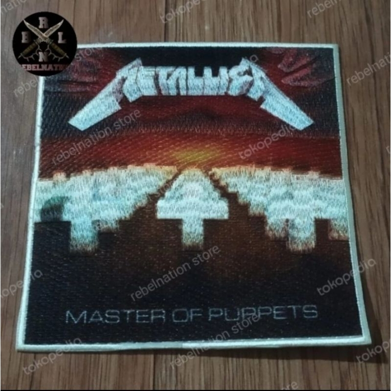 Emblem 3D Metallica - master of puppets (import)
