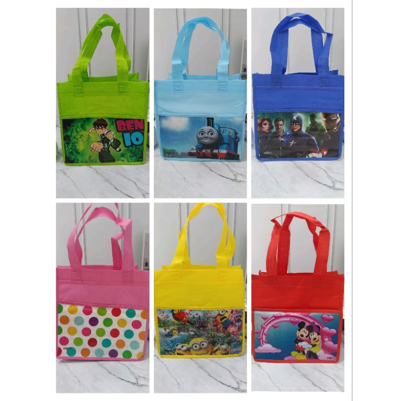 

Goodie bag kartun 25x25x18