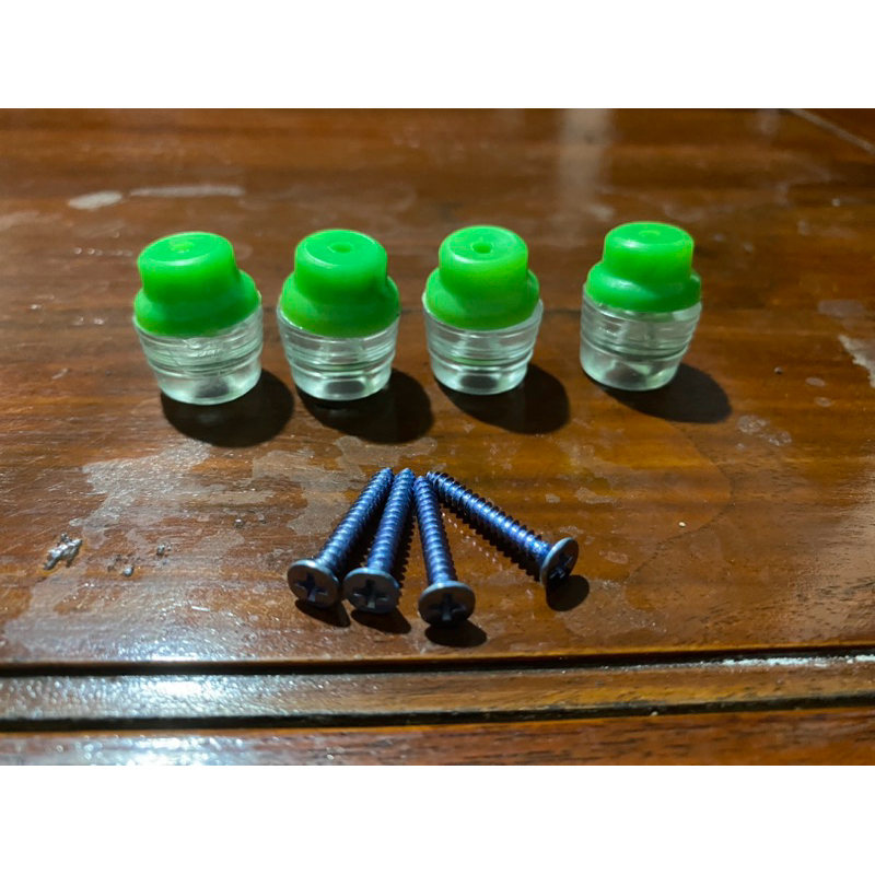 kaki karet sangkar bulat dan kotak