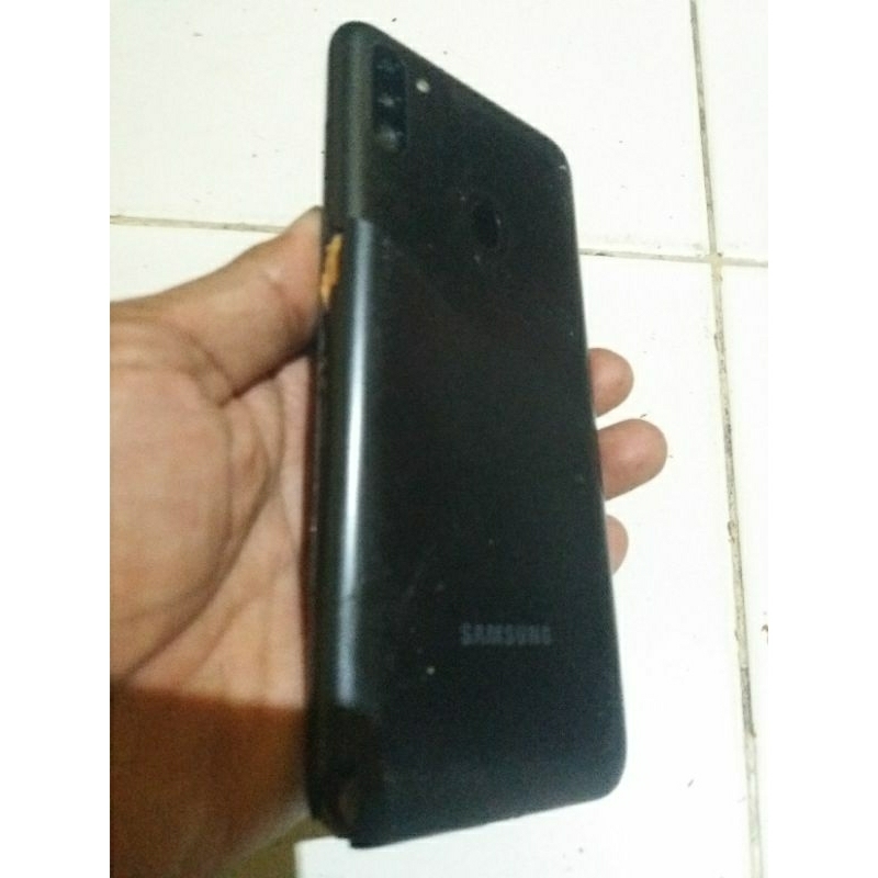 SAMSUNG M11 MESIN HIDUP MINUS LCD