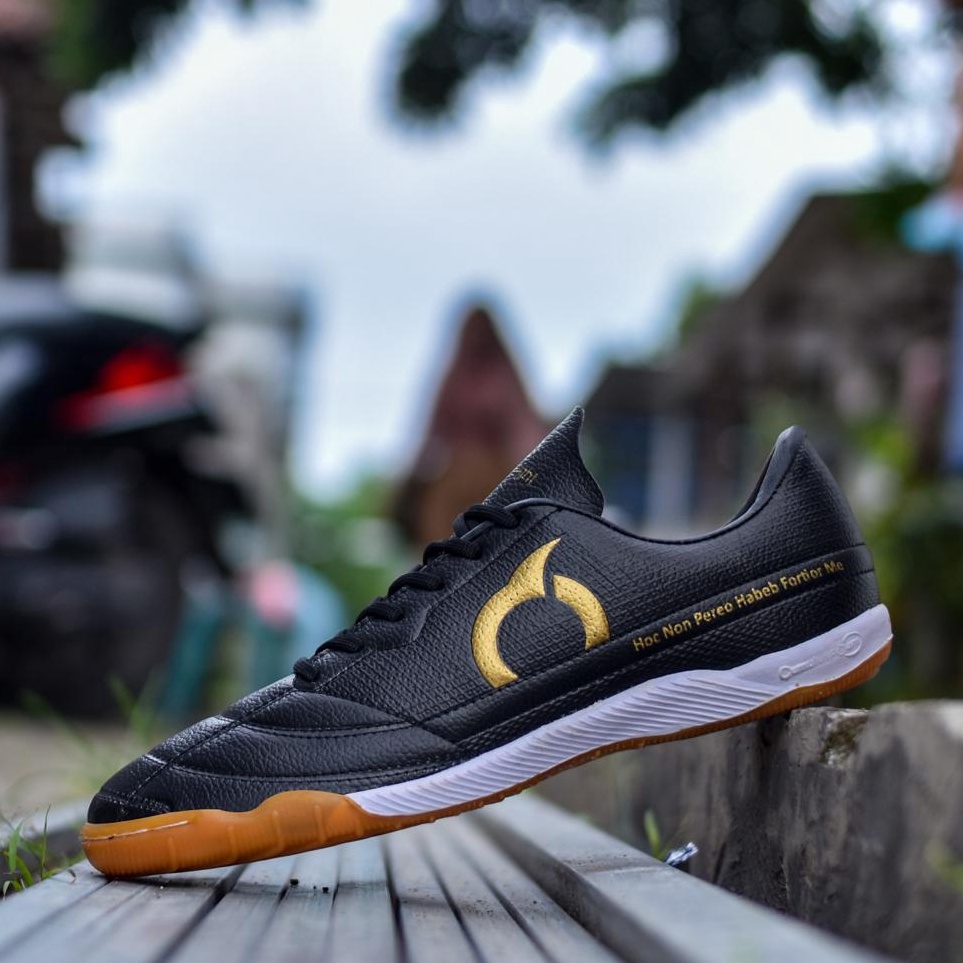 Pasti Kekinian Sepatu Futsal Ortuseight Komponen Original Forte Savage In Ortus Warna Hitam Gold Put