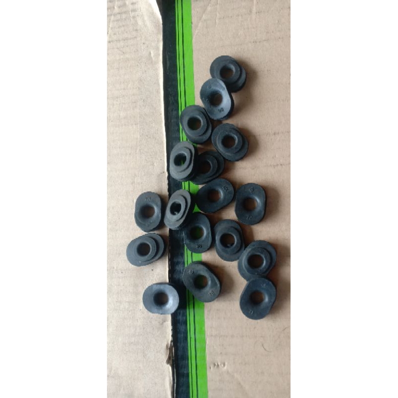 GROMMET BODI SAMPING KANAN KIRI 200NS KARET DAMPER BODY SAMPING PULSAR 200NS