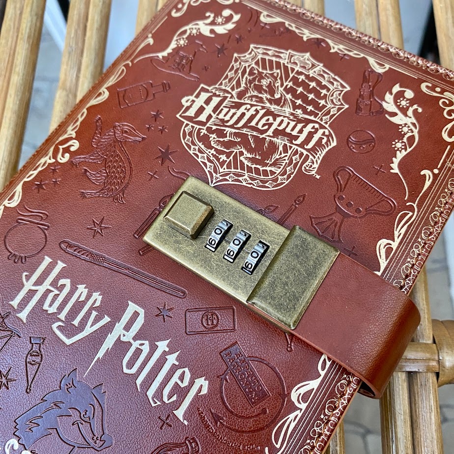 

HJK Binder Kunci Password Harpot Sandi Karakter Kartun Gryffindor Slytherin Ravenclaw Hufflepuff