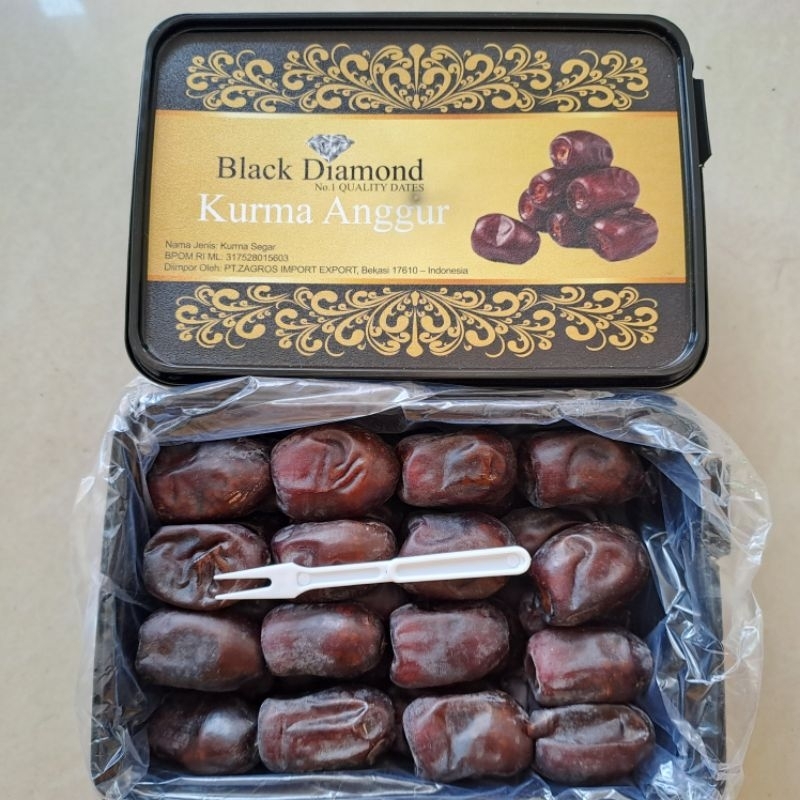 

KURMA BAM PREMIUM ORIGINAL IMPORT HALAL BPOM OLEH OLEH HAJI UMROH