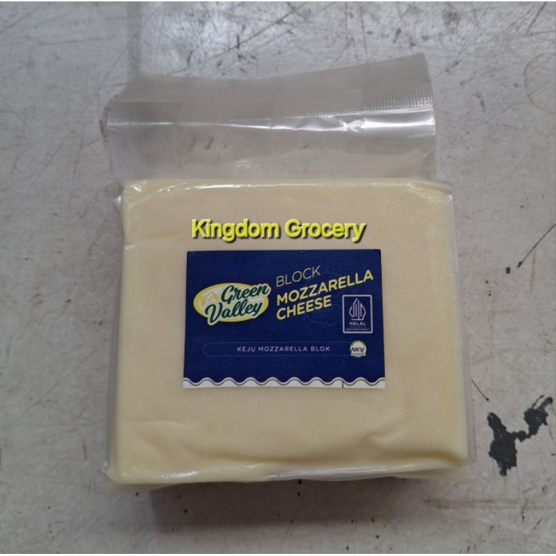 

KEJU MOZZARELLA BLOCK/BLOCK CHEESE MOZZARELLA 200GR ORIGINAL