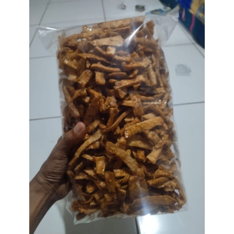 

keripik singkong/keripik balung kethek/balung kethek pedas manis/balung kethek manis/camilan khas Wonogiri