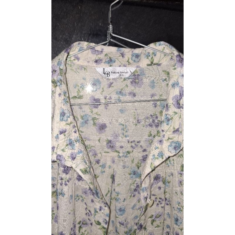 KEMEJA WANITA MURAH PUTIH MOTIF BUNGA